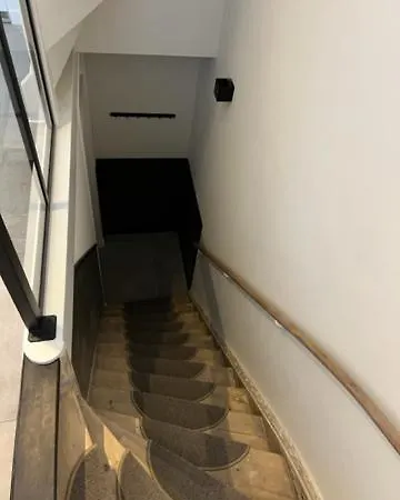 Aparthotel Casa Del Cisne 3