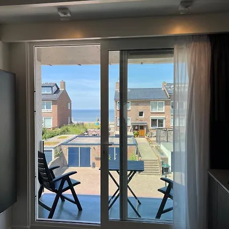 Casa Del Cisne 3 Aparthotel 3*
