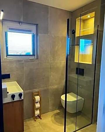 Aparthotel Casa Del Cisne 3